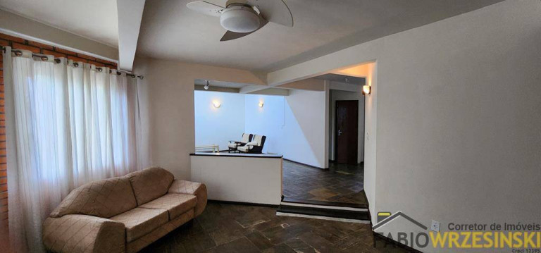 Imagem Sobrado com 4 Quartos para Alugar, 200 m² em Anita Garibaldi - Joinville Imagem Sobrado com 4 Quartos para Alugar, 200 m² em Anita Garibaldi - Joinville