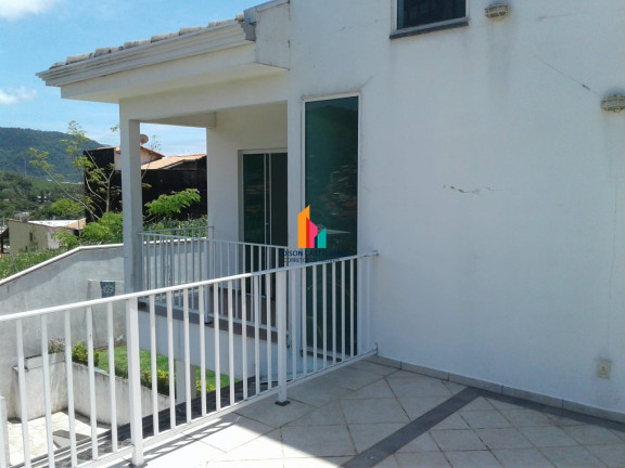 Imagem Sobrado com 4 Quartos à Venda, 300 m² em Viradouro - São Sebastião Imagem Sobrado com 4 Quartos à Venda, 300 m² em Viradouro - São Sebastião