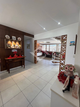 Imagem Apartamento com 3 Quartos à Venda, 200 m² em Copacabana - Rio De Janeiro