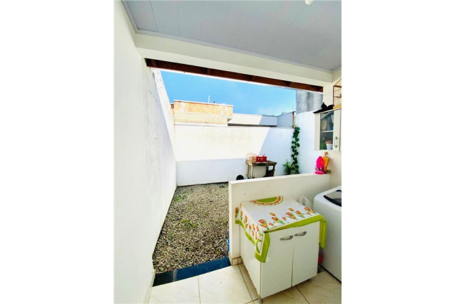 Imagem Casa com 2 Quartos à Venda, em Tabuleiro - Camboriú Imagem Casa com 2 Quartos à Venda, em Tabuleiro - Camboriú