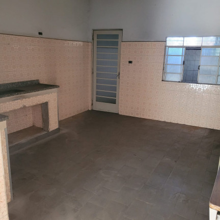Imagem Casa com 4 Quartos à Venda, 170 m² em Chácara Doutor Hipólito - Taubaté Imagem Casa com 4 Quartos à Venda, 170 m² em Chácara Doutor Hipólito - Taubaté