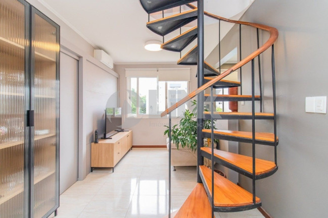 Imagem Imóvel com 2 Quartos à Venda, 113 m² em Santana - Porto Alegre Imagem Imóvel com 2 Quartos à Venda, 113 m² em Santana - Porto Alegre