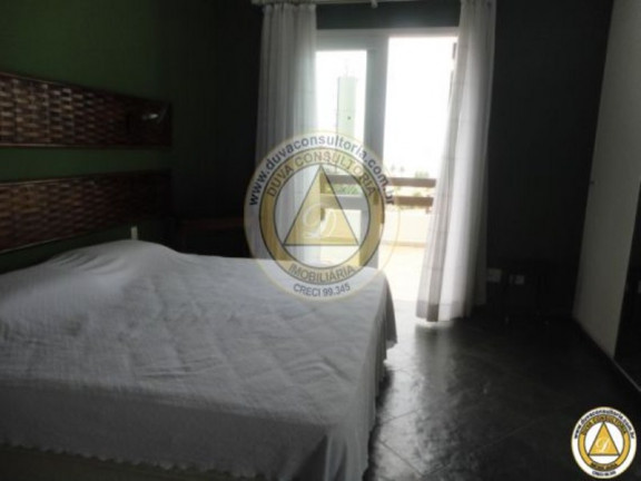 Imagem Imóvel com 6 Quartos à Venda, 368 m² em Jardim Três Marias - Guarujá Imagem Imóvel com 6 Quartos à Venda, 368 m² em Jardim Três Marias - Guarujá