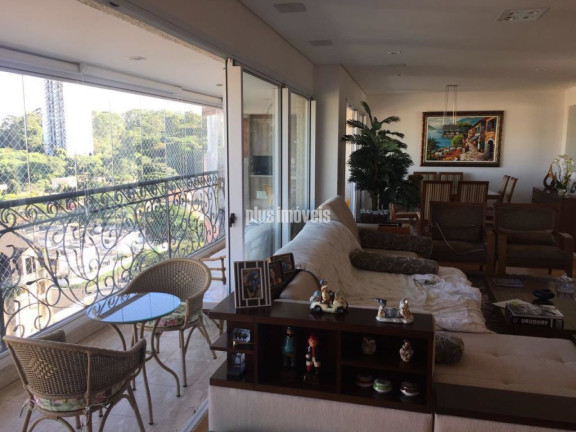 Imagem Apartamento com 3 Quartos à Venda, 185 m² em Santo Amaro - São Paulo Imagem Apartamento com 3 Quartos à Venda, 185 m² em Santo Amaro - São Paulo