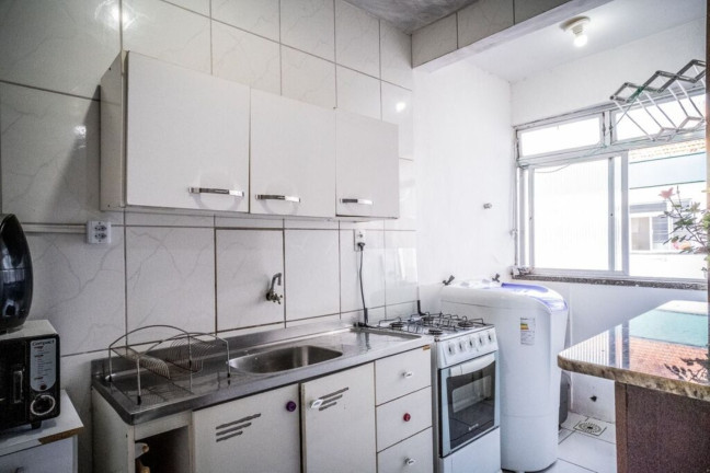 Imagem Imóvel com 1 Quarto à Venda, 33 m² em Passo Da Areia - Porto Alegre Imagem Imóvel com 1 Quarto à Venda, 33 m² em Passo Da Areia - Porto Alegre