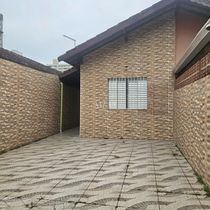 Imagem Casa com 2 Quartos à Venda, 100 m² em Real - Praia Grande Imagem Casa com 2 Quartos à Venda, 100 m² em Real - Praia Grande
