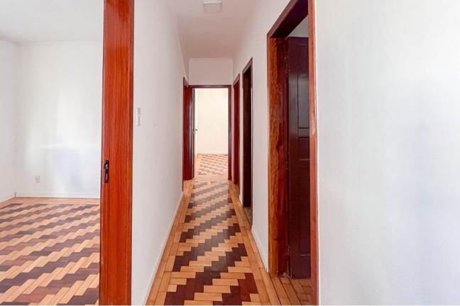 Apartamento com 4 Quartos à Venda, 94 m² em Navegantes - Porto Alegre