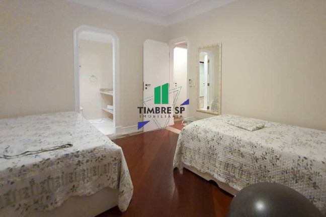 Imagem Apartamento com 4 Quartos à Venda, 162 m² em Enseada - Guarujá Imagem Apartamento com 4 Quartos à Venda, 162 m² em Enseada - Guarujá