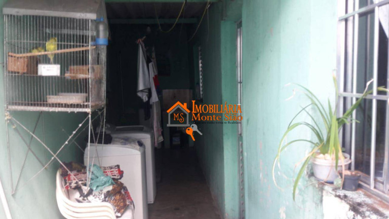 Imagem Casa com 1 Quarto à Venda, 250 m² em Cidade Martins - Guarulhos Imagem Casa com 1 Quarto à Venda, 250 m² em Cidade Martins - Guarulhos