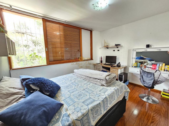 Imagem Casa com 4 Quartos à Venda, 1.380 m² em Comary - Teresópolis Imagem Casa com 4 Quartos à Venda, 1.380 m² em Comary - Teresópolis