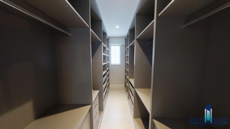 Imagem Apartamento com 4 Quartos à Venda, 238 m² em Centro - Balneário Camboriú Imagem Apartamento com 4 Quartos à Venda, 238 m² em Centro - Balneário Camboriú