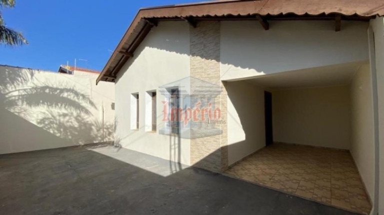Imagem Casa com 3 Quartos à Venda, 141 m² em Vila Brasil - Pirassununga