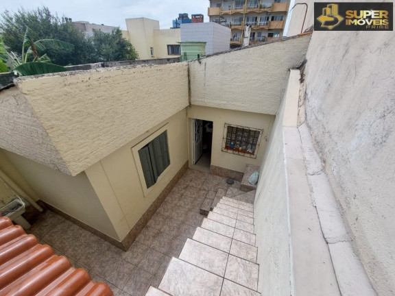 Imagem Casa com 3 Quartos à Venda, 232 m² em Centro - Pelotas