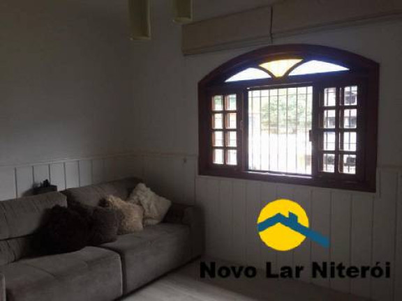 Imagem Casa com 4 Quartos à Venda, 205 m² em Itaipu - Niterói Imagem Casa com 4 Quartos à Venda, 205 m² em Itaipu - Niterói
