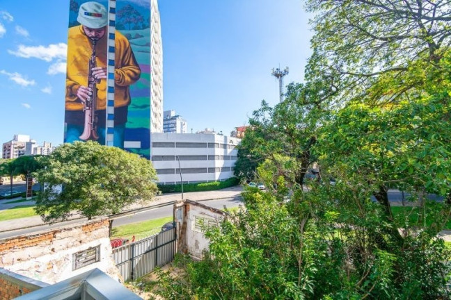 Imagem Apartamento com 1 Quarto para Alugar, 40 m² em Centro Histórico - Porto Alegre Imagem Apartamento com 1 Quarto para Alugar, 40 m² em Centro Histórico - Porto Alegre