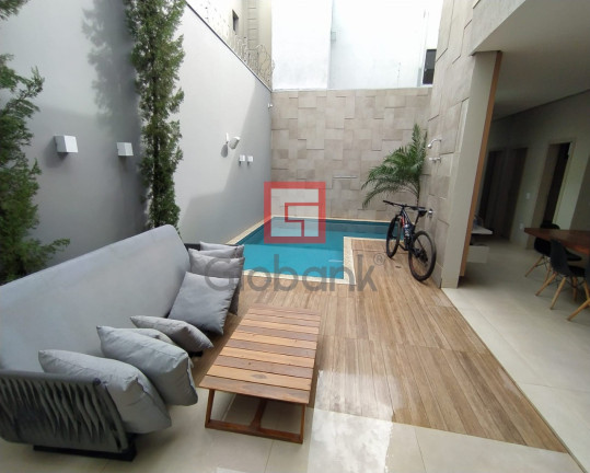 Imagem Sobrado com 3 Quartos à Venda, em Ibituruna - Montes Claros Imagem Sobrado com 3 Quartos à Venda, em Ibituruna - Montes Claros