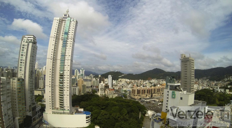 Imagem Apartamento com 4 Quartos à Venda, 136 m² em Pioneiros - Balneário Camboriú
