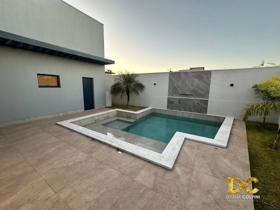 Imagem Casa de Condomínio com 4 Quartos à Venda, 302 m² em Condomínio Florais Itália - Cuiabá Imagem Casa de Condomínio com 4 Quartos à Venda, 302 m² em Condomínio Florais Itália - Cuiabá