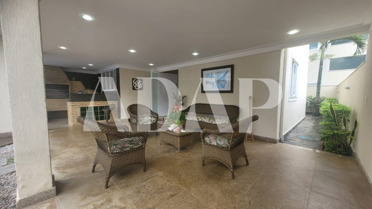 Imagem Casa com 3 Quartos à Venda, 273 m² em Vargem Pequena - Rio De Janeiro