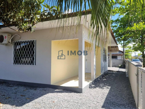 Imagem Casa com 2 Quartos à Venda, 160 m² em Escolinha - Guaramirim