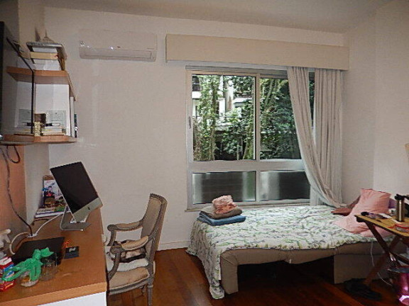 Imagem Apartamento com 2 Quartos à Venda,  em Leblon - Rio De Janeiro