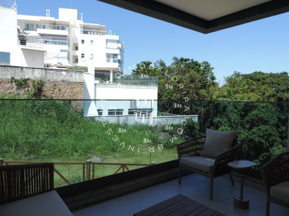 Imagem Cobertura com 3 Quartos à Venda, 180 m² em Jurerê - Florianópolis Imagem Cobertura com 3 Quartos à Venda, 180 m² em Jurerê - Florianópolis