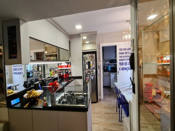 Imagem Imóvel com 2 Quartos à Venda, 85 m² em Centro - Balneário Camboriú Imagem Imóvel com 2 Quartos à Venda, 85 m² em Centro - Balneário Camboriú