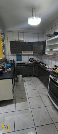 Imagem Casa com 3 Quartos à Venda, 180 m² em Jardim Vassouras - Francisco Morato Imagem Casa com 3 Quartos à Venda, 180 m² em Jardim Vassouras - Francisco Morato