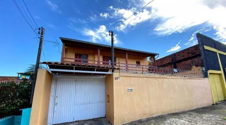 Casa com 3 Quartos à Venda, 200 m² em Industrial - Novo Hamburgo