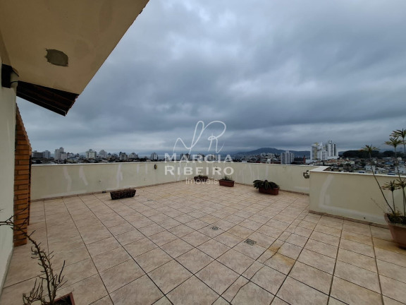 Imagem Cobertura com 3 Quartos à Venda, 284 m² em Capoeiras - Florianópolis Imagem Cobertura com 3 Quartos à Venda, 284 m² em Capoeiras - Florianópolis