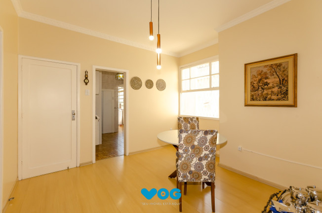 Imagem Imóvel com 3 Quartos à Venda, 119 m² em Petrópolis - Porto Alegre