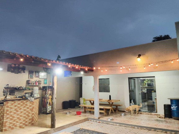Imagem Casa com 2 Quartos à Venda, 360 m² em Cuiabá Imagem Casa com 2 Quartos à Venda, 360 m² em Cuiabá