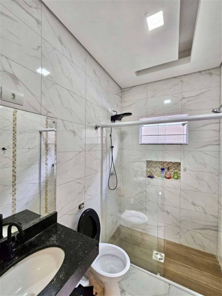 Imagem Casa com 3 Quartos à Venda, 250 m² em Solemar - Praia Grande Imagem Casa com 3 Quartos à Venda, 250 m² em Solemar - Praia Grande