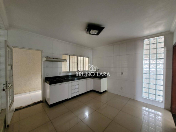 Imagem Casa com 4 Quartos para Alugar, 200 m² em São Sebastião - Igarapé Imagem Casa com 4 Quartos para Alugar, 200 m² em São Sebastião - Igarapé