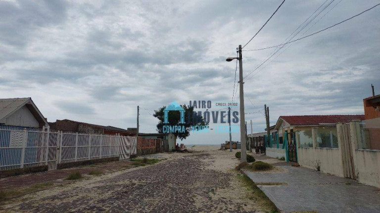 Casa com 3 Quartos à Venda,  em Centro - Balneário Pinhal