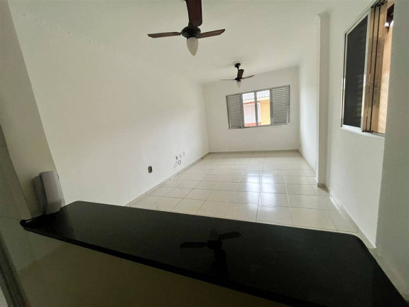 Imagem Kitnet à Venda, 37 m² em Tupi - Praia Grande Imagem Kitnet à Venda, 37 m² em Tupi - Praia Grande