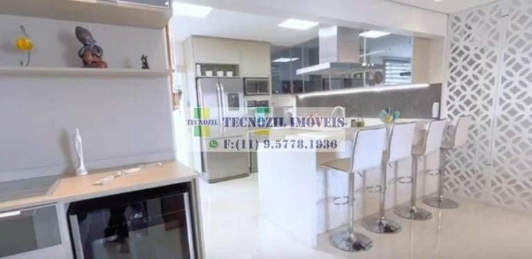 Imagem Apartamento com 3 Quartos à Venda, 165 m² em Cambuci - São Paulo
