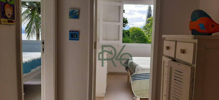 Imagem Casa com 5 Quartos à Venda, 200 m² em Vila Velha - Angra Dos Reis Imagem Casa com 5 Quartos à Venda, 200 m² em Vila Velha - Angra Dos Reis