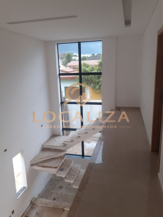 Imagem Casa com 3 Quartos à Venda, 250 m² em Villa Branca - Jacareí Imagem Casa com 3 Quartos à Venda, 250 m² em Villa Branca - Jacareí