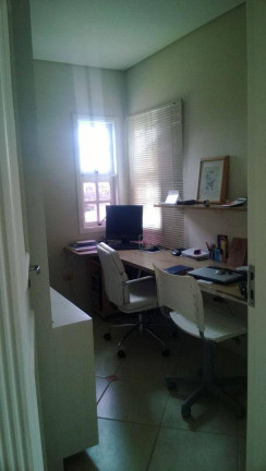 Imagem Casa com 3 Quartos à Venda, 241 m² em Tarumã - Santana De Parnaíba Imagem Casa com 3 Quartos à Venda, 241 m² em Tarumã - Santana De Parnaíba