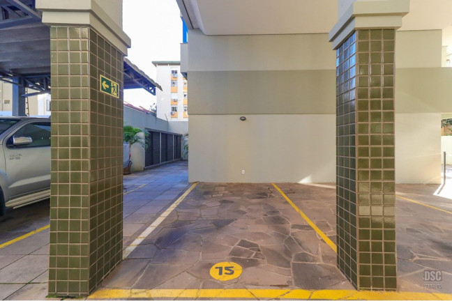 Imagem Apartamento com 3 Quartos à Venda, 73 m² em Menino Deus - Porto Alegre Imagem Apartamento com 3 Quartos à Venda, 73 m² em Menino Deus - Porto Alegre