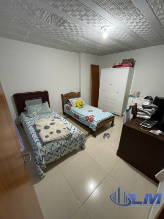 Imagem Imóvel com 3 Quartos à Venda, 1.500 m² em Condados - Guarapari