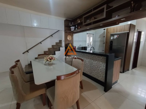 Imagem Casa com 4 Quartos à Venda, 240 m² Imagem Casa com 4 Quartos à Venda, 240 m²