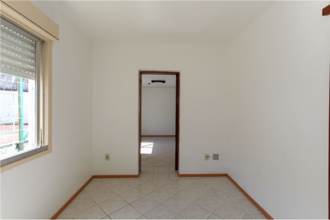 Imagem Imóvel com 3 Quartos à Venda, em Tristeza - Porto Alegre Imagem Imóvel com 3 Quartos à Venda, em Tristeza - Porto Alegre