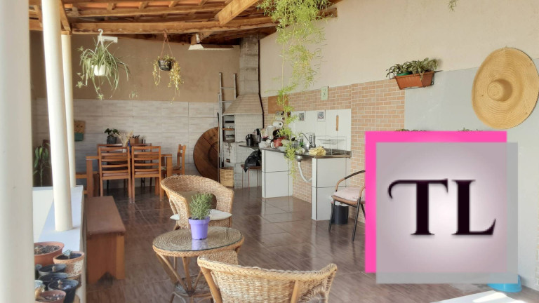 Imagem Casa com 2 Quartos à Venda, 220 m² em Loteamento Campo Das Aroeiras - Poços De Caldas Imagem Casa com 2 Quartos à Venda, 220 m² em Loteamento Campo Das Aroeiras - Poços De Caldas