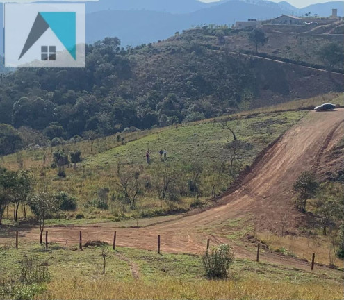 Chácara à Venda, 1.507 m² em Ponunduva - Cajamar