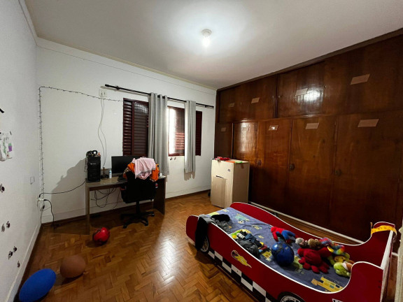 Imagem Casa com 4 Quartos à Venda, 242 m² em Centro - Botucatu