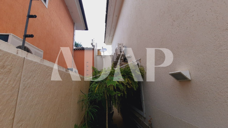 Imagem Casa com 4 Quartos à Venda, 250 m² em Vargem Pequena - Rio De Janeiro Imagem Casa com 4 Quartos à Venda, 250 m² em Vargem Pequena - Rio De Janeiro