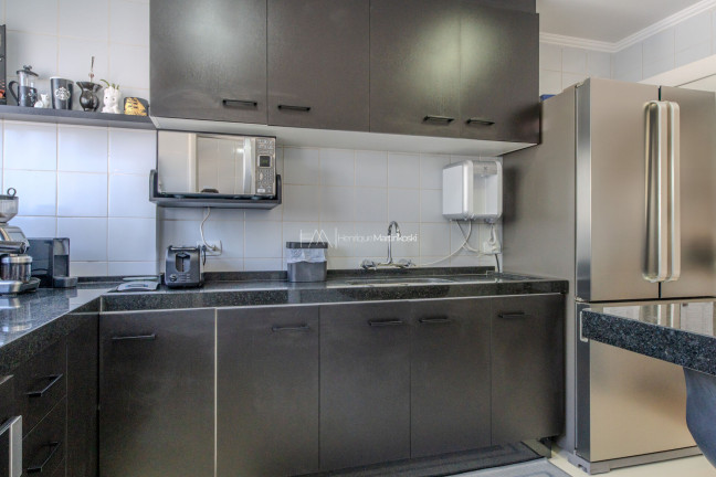 Imagem Apartamento com 3 Quartos à Venda, 79 m² em Cabral - Curitiba