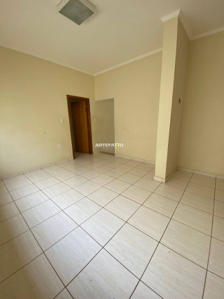 Imagem Casa com 3 Quartos à Venda, 130 m² Imagem Casa com 3 Quartos à Venda, 130 m²